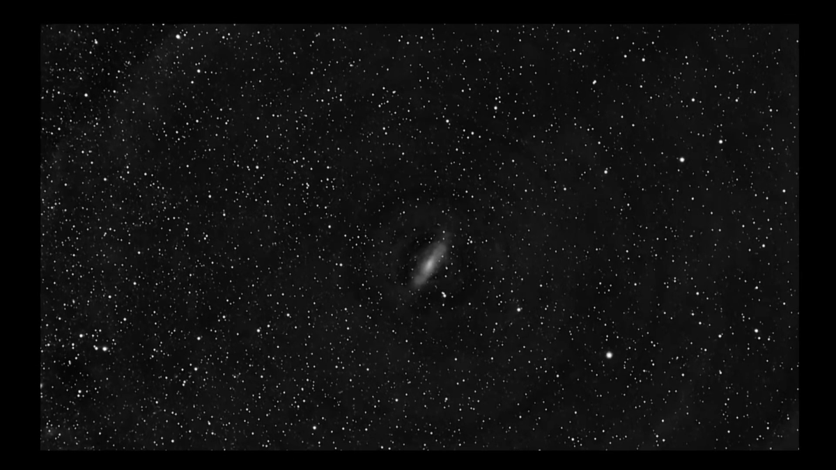 仙女座星系、银河、流星