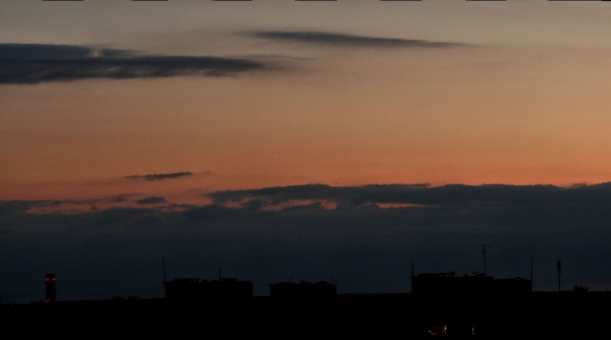 Venus above clouds (panorama)