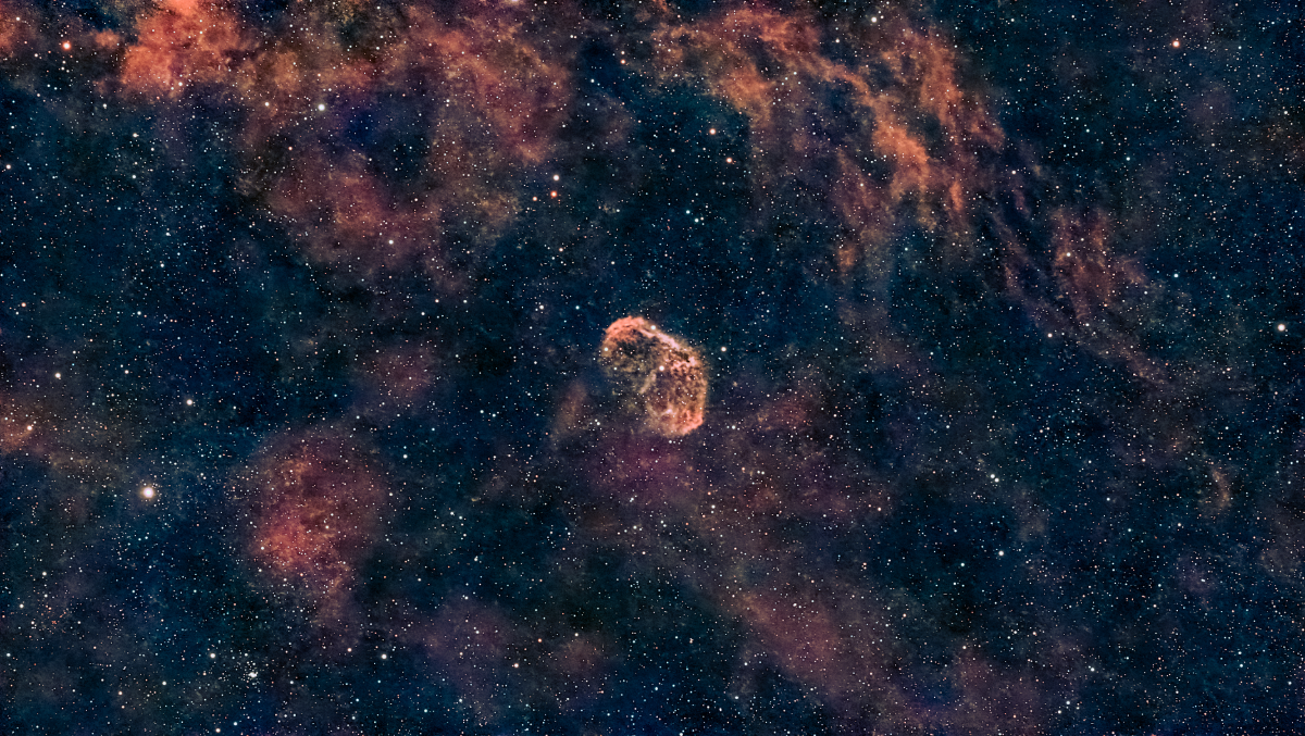 Crescent Nebula - 23.08 (50.72 26.20)