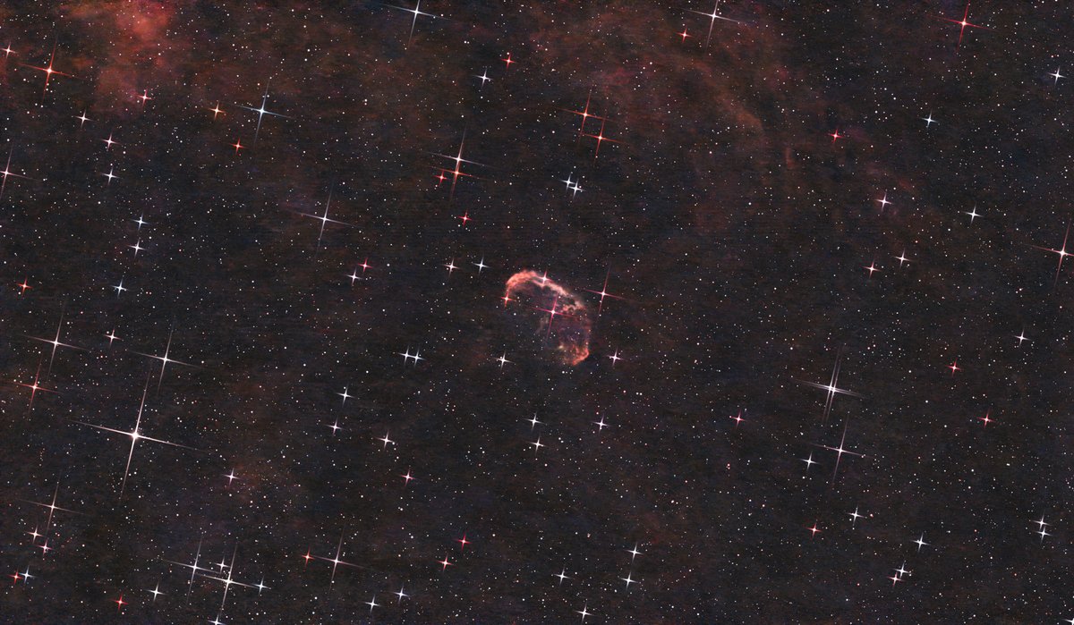 Nebulosa creciente (C27)