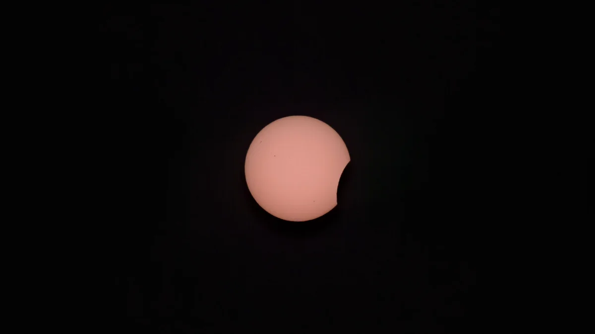 Time lapse eclipse 12/08/26