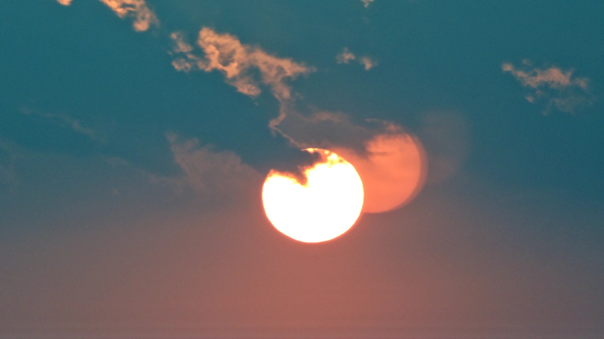 Sunset Hu’an Boulevard