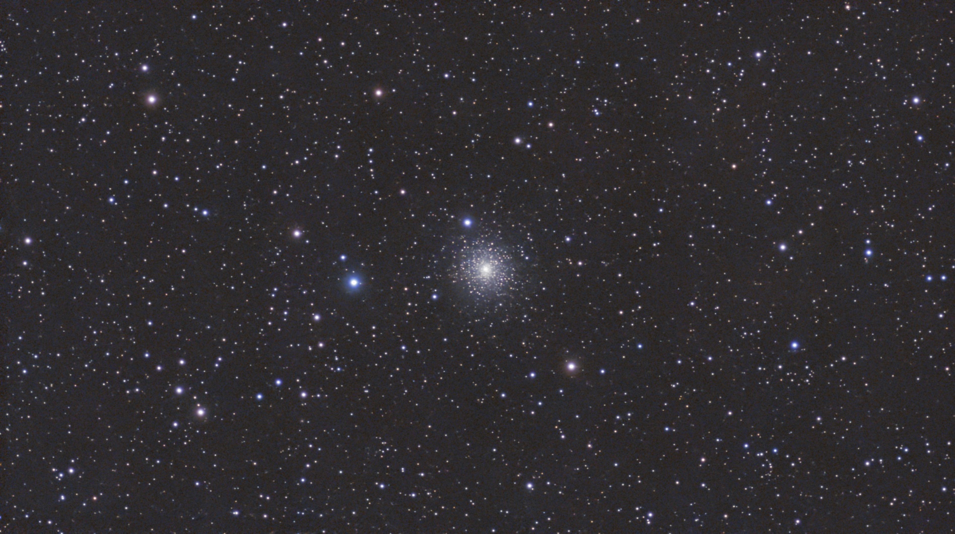 M15