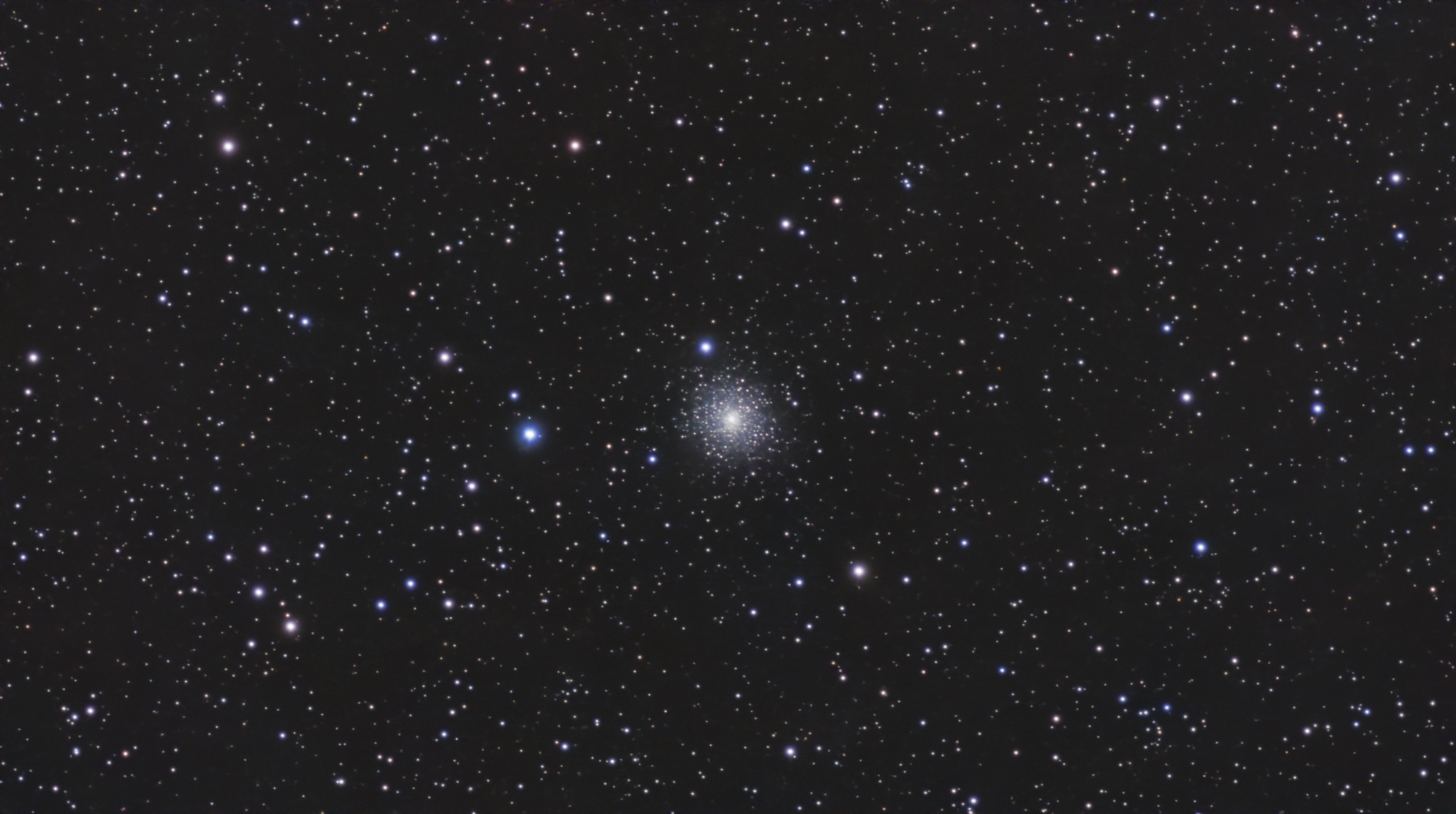 M15