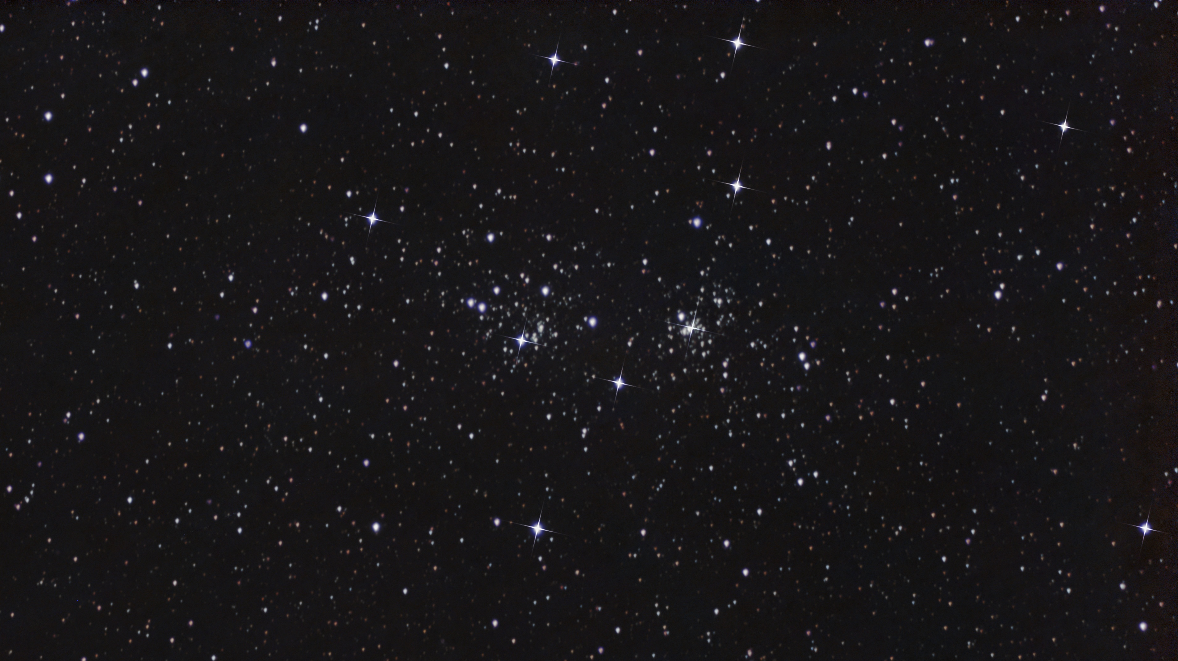 NGC884