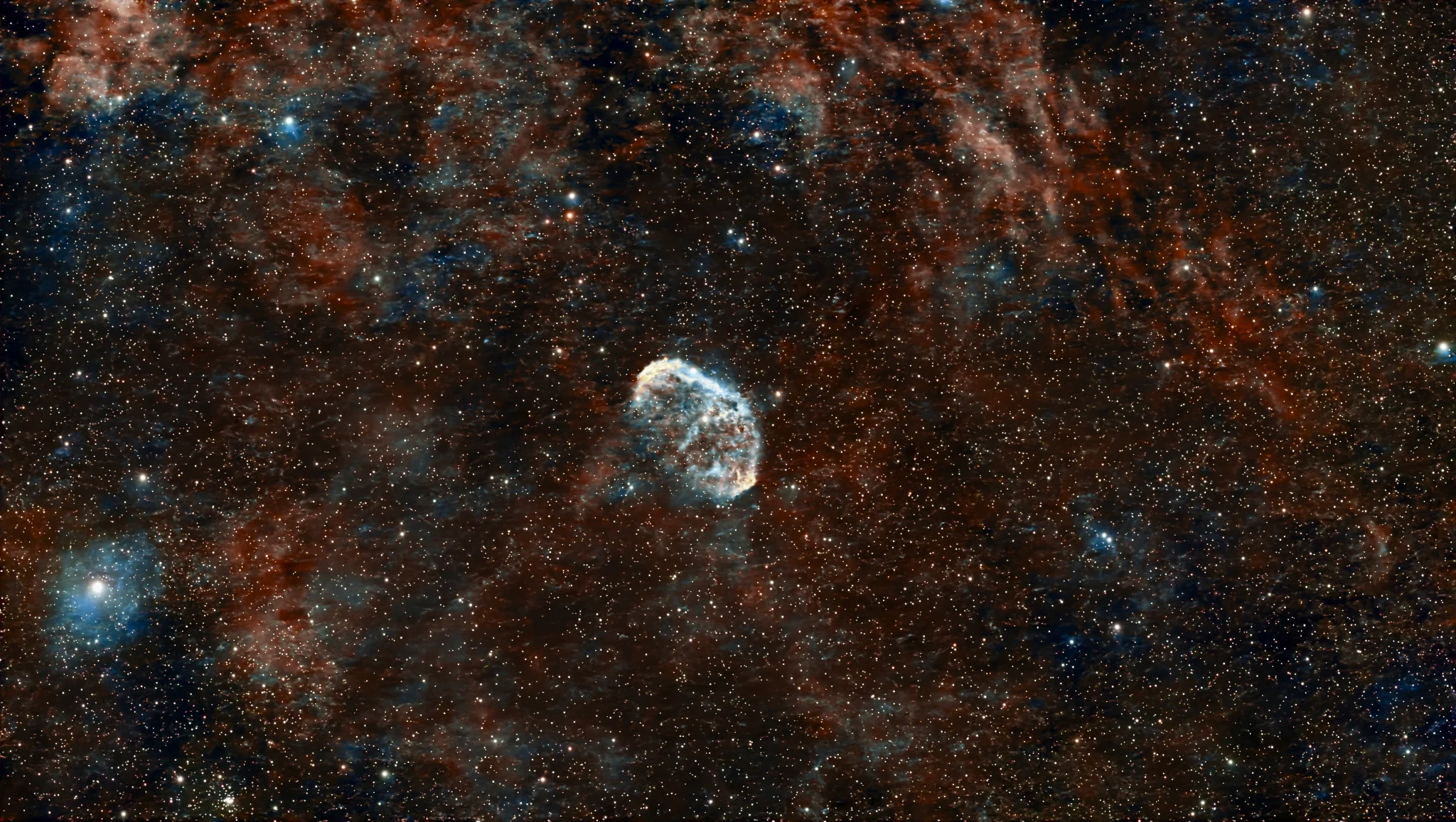 Crescent nebula