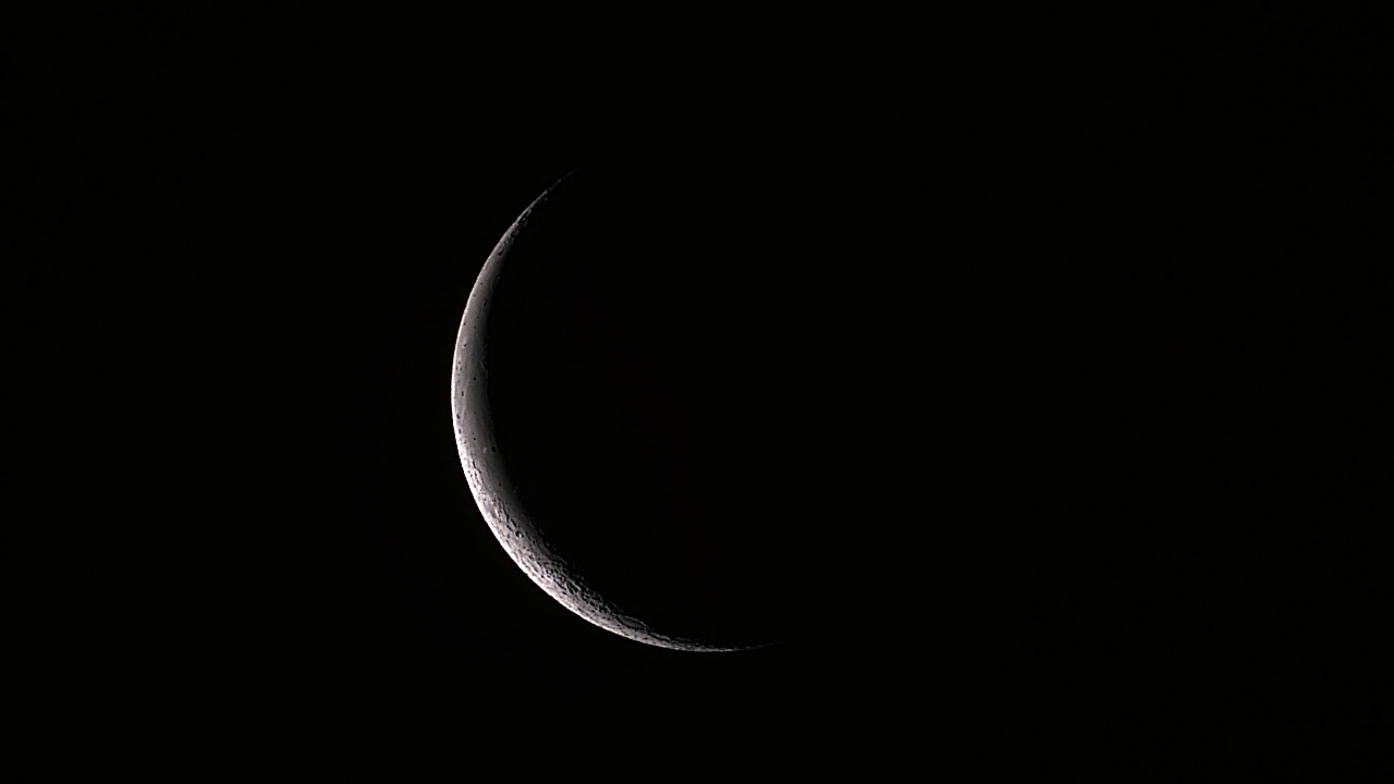 清晨的Moon
